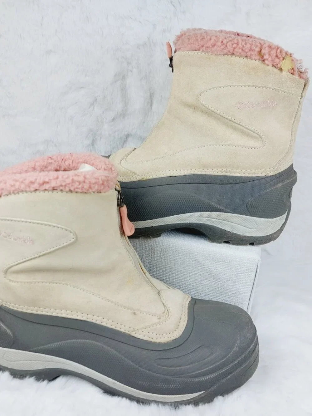 Columbia Women's Off White Pink Cascadian Snowchill Thermolite Winter Boots Sz 8